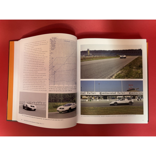 Mercedes-Benz C 111 : The Definitive History of the Mysterious Supercar That Never Was