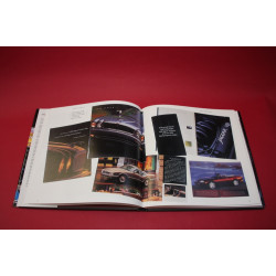 The Complete Guide to Jaguar Collectibles,Signed by Ian Cooling